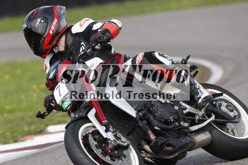 /53 16.09.2025 Track Day Domi Aegerter ADR/Gruppe gruen/7